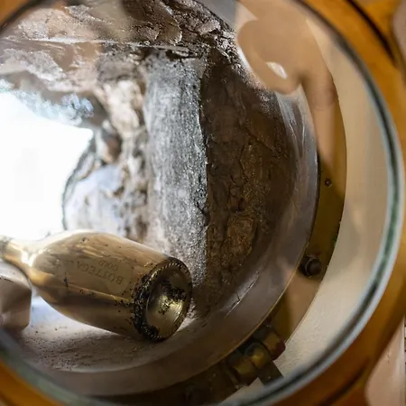 Tresor De Chambre, شقة بورديغيرا